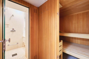 Vienna Prestige Central Luxury Haven w Free Parking and SAUNA
